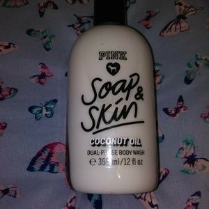 VS PINK Dual Phase Coconut Oil Body Wash